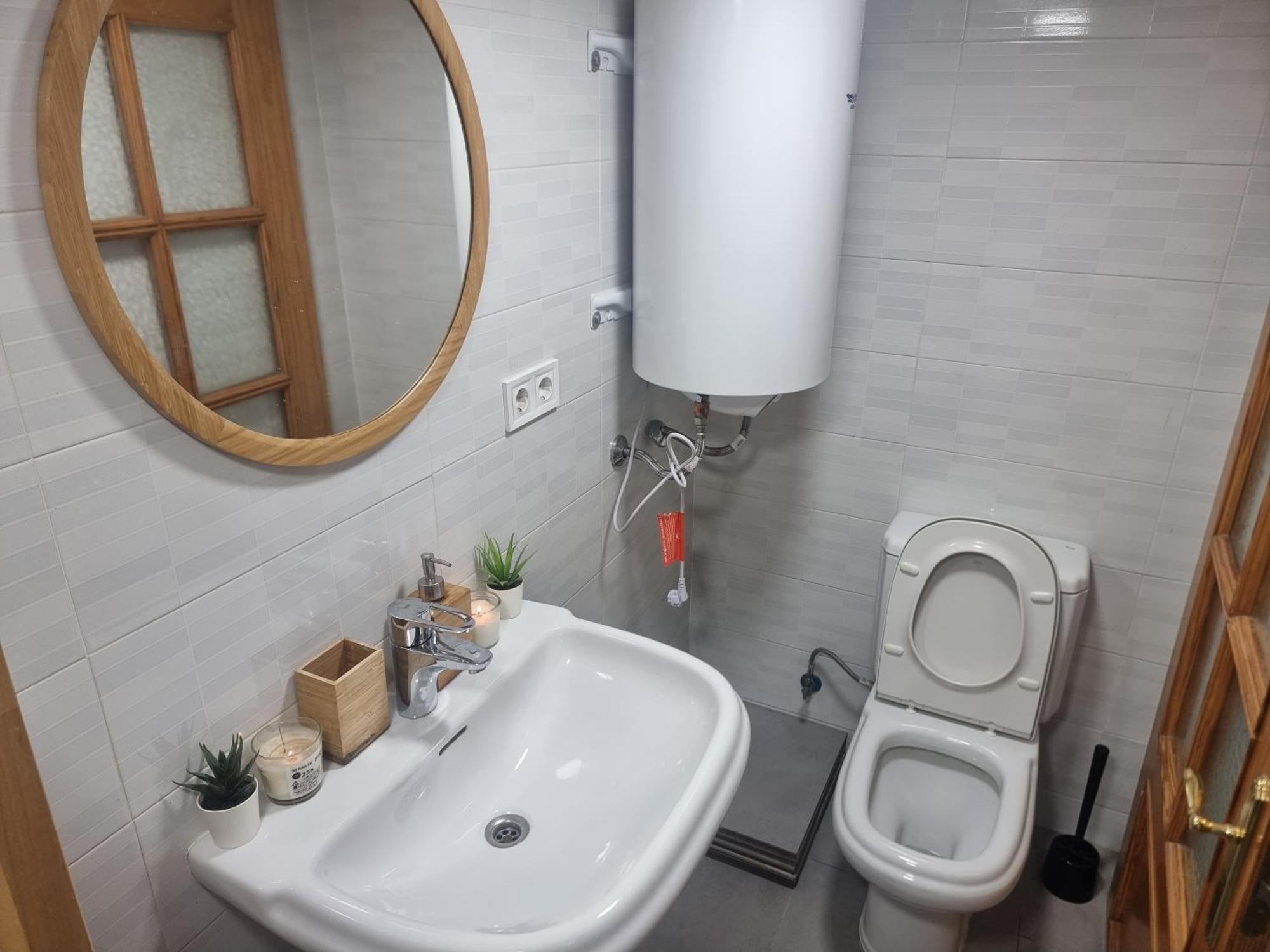 Apartment Near Airport Near Shopping Hubs Near City Centre Málaga